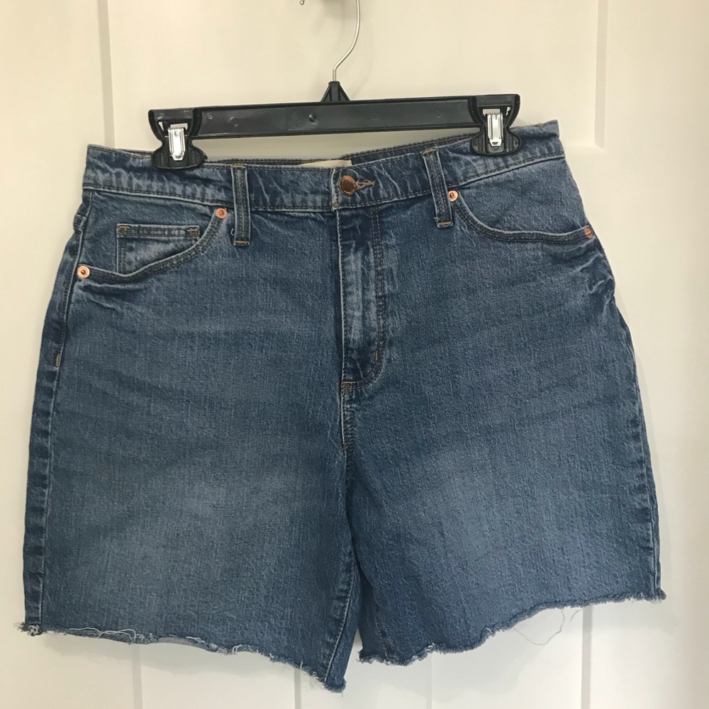 Universal Thread Blue Jean Shorts with Frayed Hem